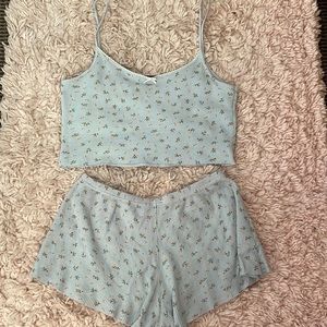 Brandy Melville Sleep Set!